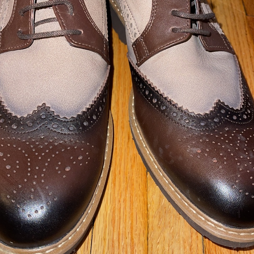 Shoes - Picture 5 of 5